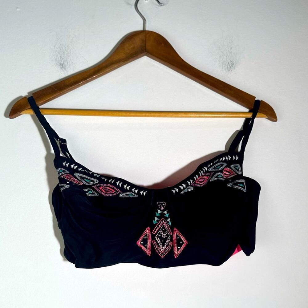 Embroidered Black Crop Top